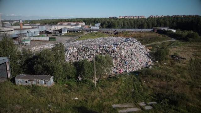 Жители Горелово, Новогорелово, Солнечного города сетуют на неприятные запахи, причем – эта проблема появилась давно