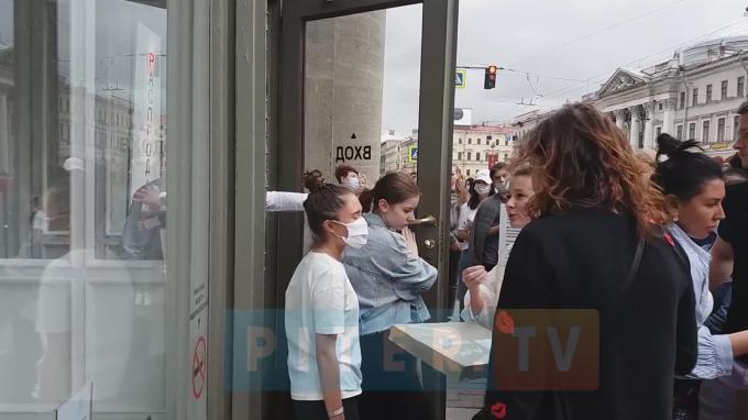 Магазин Зара На Невском Часы Работы Магазин Зара На Невском Часы Работы
