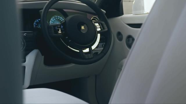 Rolls-Royce представил обновленную версию седана Ghost