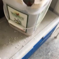 А не заглянуть ли нам в дырку?!