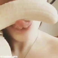 Как правильно кушать банан