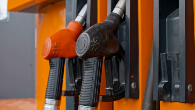 Новак пообещал стабильные цены на топливо в России в 2020 году