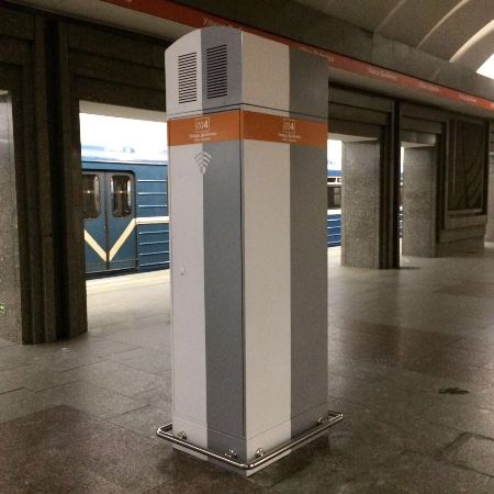 Первый шкаф с Wi-Fi установили на станции "Улица Дыбенко"