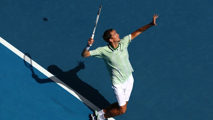 Медведев выиграл у Кирьоса во втором круге Australian Open