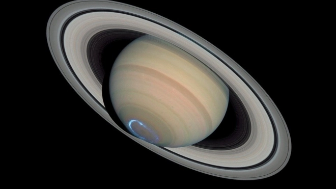 Внутри Юпитера и Сатурна могут идти гелиевые дожди 