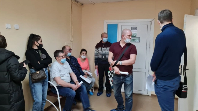 Граждане России, проживающие в Эстонии, сделали в Ленобласти прививку от коронавируса