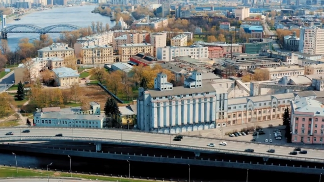 За прошедший год в Петербурге почти на 9% увеличили экспорт несырьевой неэнергетической продукции