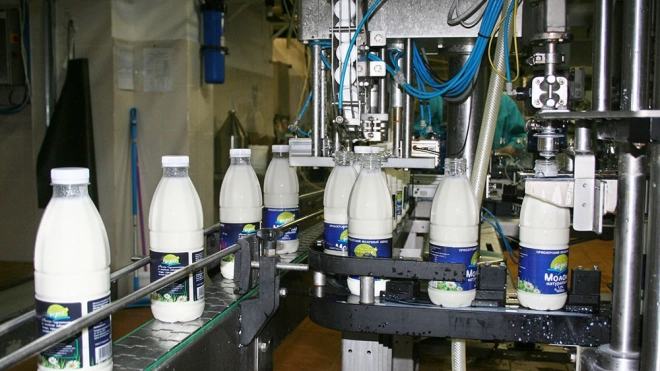 Приозерский молочный завод закрывает магазины в Петербурге