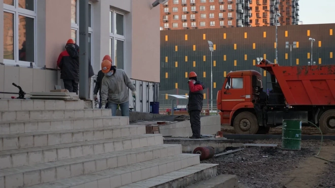 Коллектор для очистки сточных вод начали строить на Петровском острове