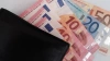 Курсы доллара и евро на Мосбирже выросли более чем ...