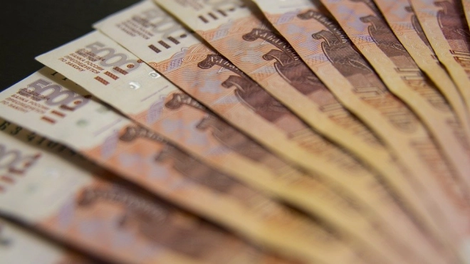Эксперт назвал декабрь худшим месяцем для рубля 