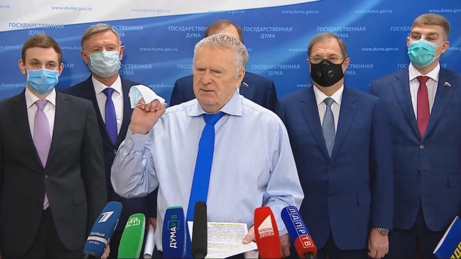 Минздрав назвал состояние заразившегося COVID-19 лидера ЛДПР Жириновского стабильным