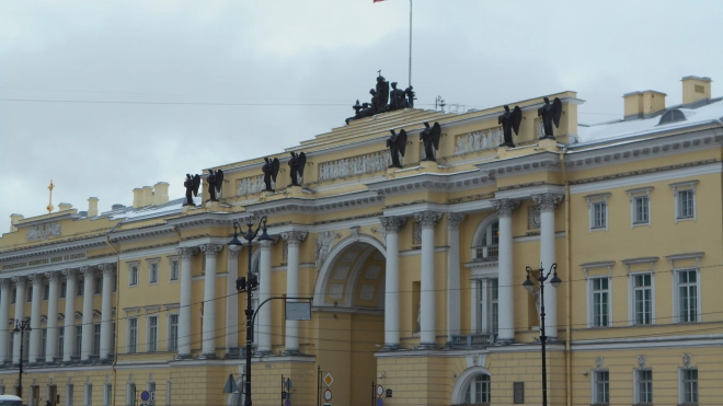 В Петербурге 23 марта объявили "желтый" уровень опасности из-за сильного ветра