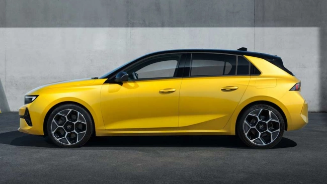 В 2022 году автомобиль Opel Astra вернется на российский рынок 