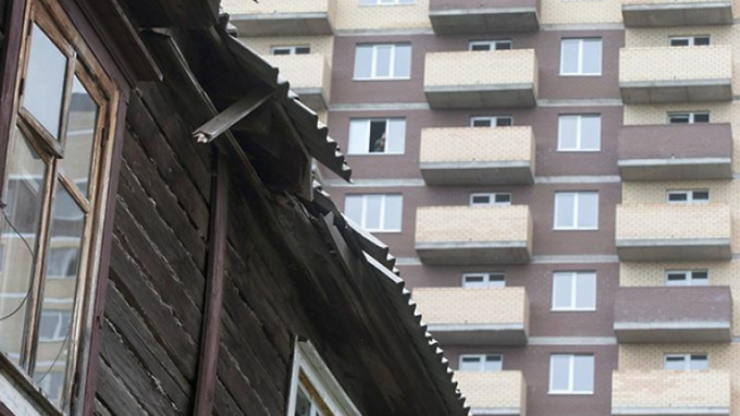 В декабре 160 человек в Ленобласти переедут из аварийного жилья