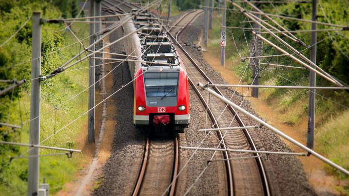 В Забайкалье с поезда сняли голого пассажира 