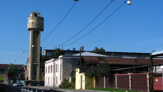 Канатный цех с водонапорной башней на Васильевском острове приспособят под бизнес-центр