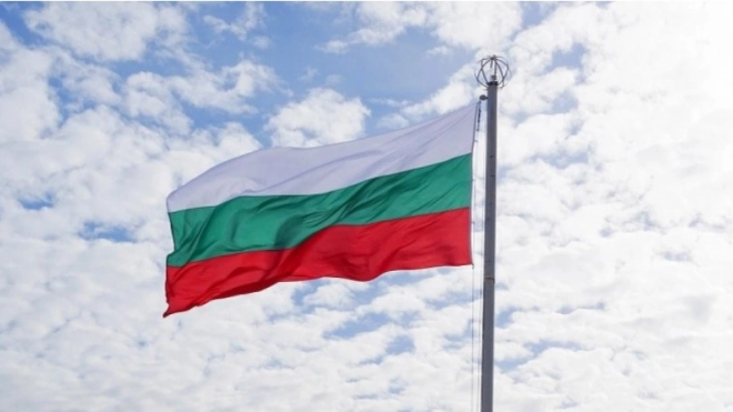 В Болгарии приостановили работу консульские службы России