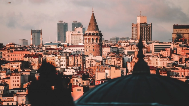 Из Петербурга в Стамбул запустят дополнительные рейсы