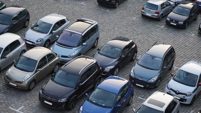 Петербуржцы стали чаще нарушать правила парковки