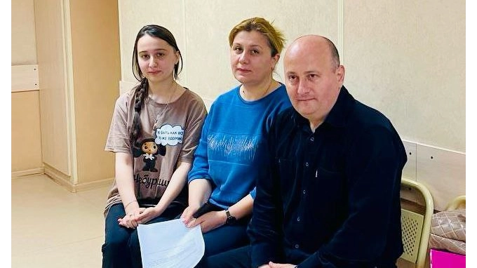 Петербургские нейрохирурги спасли жизнь 17-летней пациентки с аномалией мозга