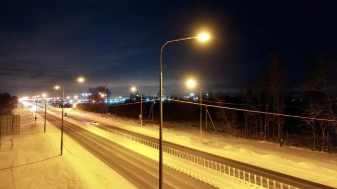 В Ленобласти федеральная трасса М-10 получила ночное освещение