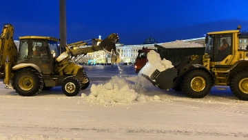 За неделю петербургские улицы избавили от 320 тысяч кубометров снега 