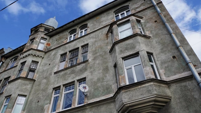 Администрация Выборгского района потребовала от УК следить за состоянием жилых домов