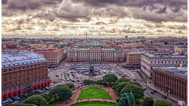 ВТБ: туристическая активность в Петербурге в мае оказалась в два раза выше, чем на Новый год