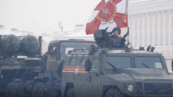 В Петербурге 19 апреля пройдёт репетиция военного парада на Дворцовой площади