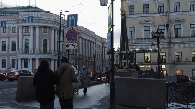 18 марта в Петербурге из-за сильного ветра объявили "жёлтый" уровень погодной опасности