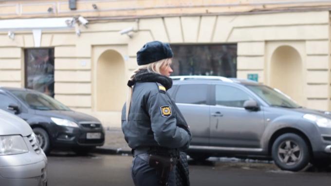 Больше 2 тысяч человек эвакуировали в Петербурге из-за сообщений лжеминеров