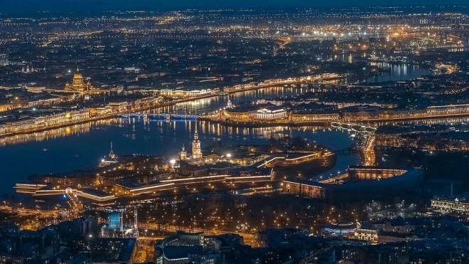Петербург попал в топ-3 популярных городов России для бронирования квартир в Новый год
