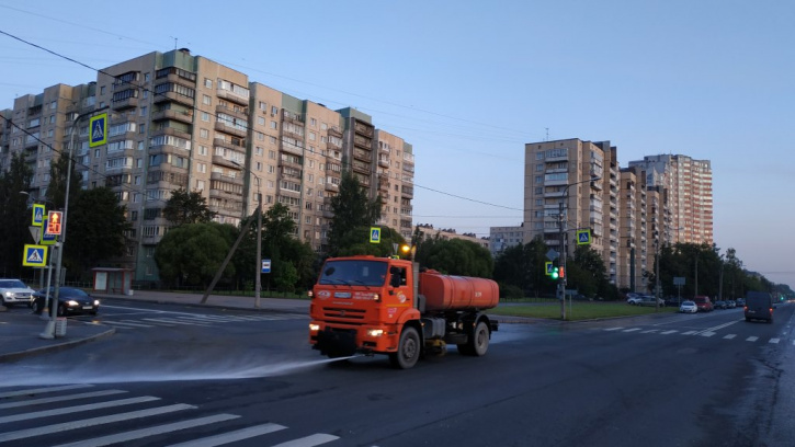 В Петербурге за прошлую неделю дорожные службы вывезли 2,3 тысячи тонн загрязнений В Петербурге за прошлую неделю дорожные службы вывезли 2,3 тысячи тонн загрязнений