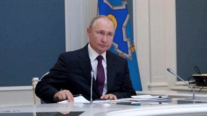 Путин продлил действие контрсанкций до конца 2022 года