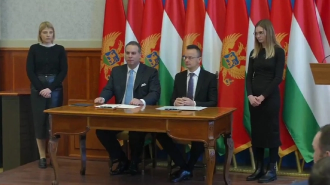 Сийярто: Украина и марсиане не должны мешать Венгрии получать деньги от ЕС
