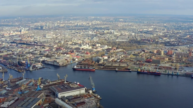 Военно-морской парад ограничит движение транспорта в центре Петербурга 