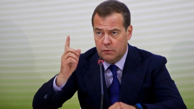 Эксперты оценили прогноз Медведева о будущем Украины