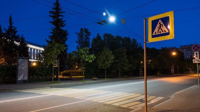 Контрастным освещением обозначены 432 пешеходных перехода в Петербурге
