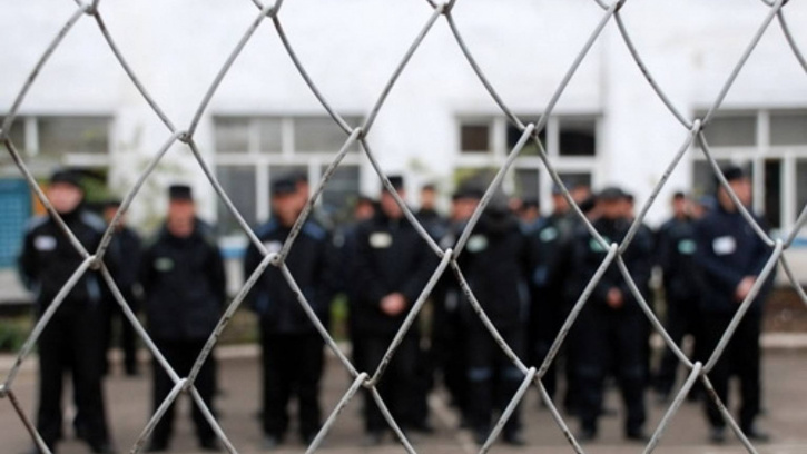 Глава Минюста РФ согласен использовать заключенных вместо мигрантов