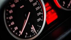 Правительство РФ снова рассмотрит снижение нештрафуемого порога за превышение скорости