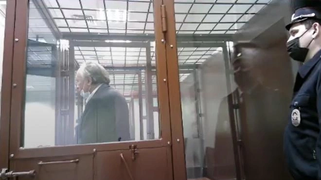 Горсуд Петербурга перенес заседание по апелляции историка Олега Соколова