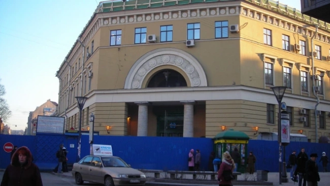 ГАТИ допустила капитальный ремонт на станции метро "Владимирская" в Петербурге