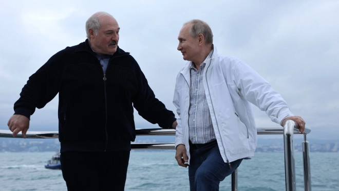 Песков: Путин и Лукашенко поднимали вопрос расширения НАТО на Украину