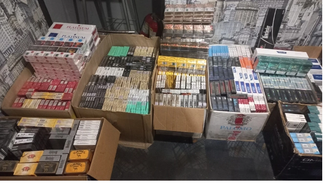 Выборгские таможенники изъяли из магазинов Светогорска более 7,5 тыс. пачек сигарет без акцизных марок 