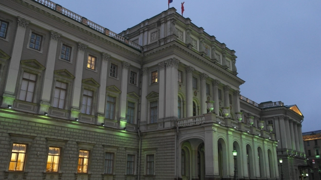 В Мариинском дворце началось заключительное заседание депутатов перед выборами