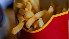 Как минимум 15 ресторанов McDonald's откроются под новым брендом в Москве 12 июня