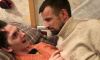 Руфера, который упал с Ростральной колонны и провел в коме 42 дня, навестили Семак и его жена Руфера, который упал с Ростральной колонны и провел в коме 42 дня, навестили Семак и его жена