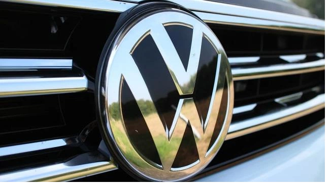 Калужский завод Volkswagen приостановит производство в сентябре из-за дефицита электроники