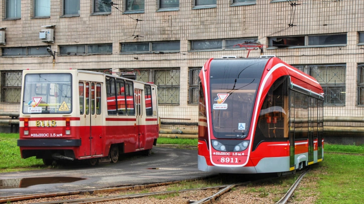 С 10 января трамваи №№10, 27, 65 пустят в обход по улице Дыбенко и Дальневосточному проспекту 